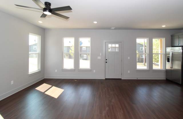 1960 West Stone StreetUnit #1 Gallery 2