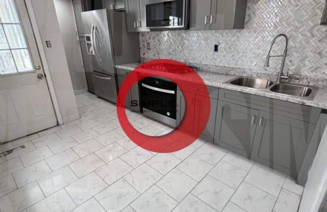 Huge 4-bedroom 1 bath in Historic District - 1041 North 4th Street, Reading, PA 19601