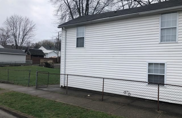 1706 See Avenue Gallery 2
