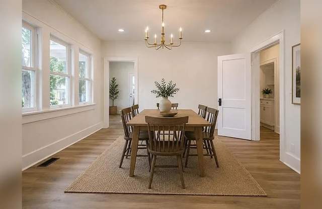 Charming 3BR House in Oklahoma City Gallery 4