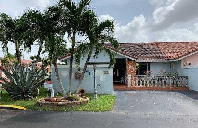 4527 SW 143rd Pl E photos photos