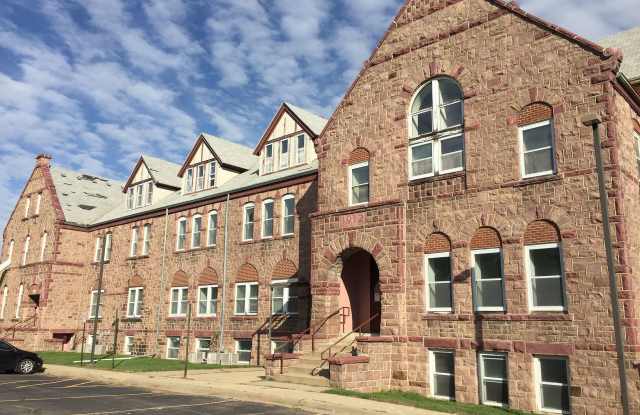Studio, One and Two Bedroom Apartments Near Downtown Sioux Falls photos photos