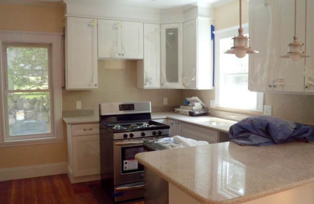 9 Whitfield Rd - 9 Whitfield Road, Somerville, MA 02144