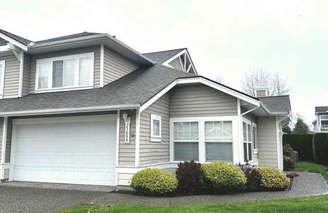 Elegant Gated Townhome with Main-Floor Primary Suite at Marina Pointe Kent - 23408 53rd Avenue South, Kent, WA 98032