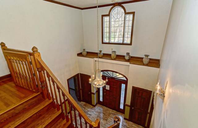 10121 Balmoral Circle Gallery 4