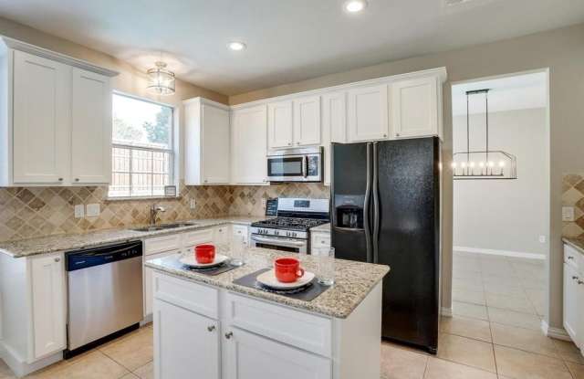 1400 Twilight Drive Gallery 2