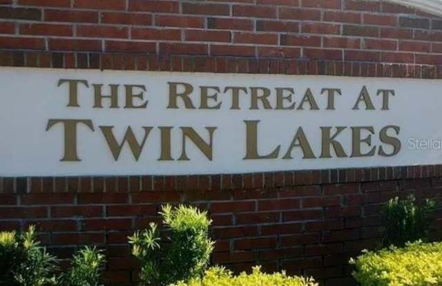 1740 RETREAT VIEW Circle Gallery 2