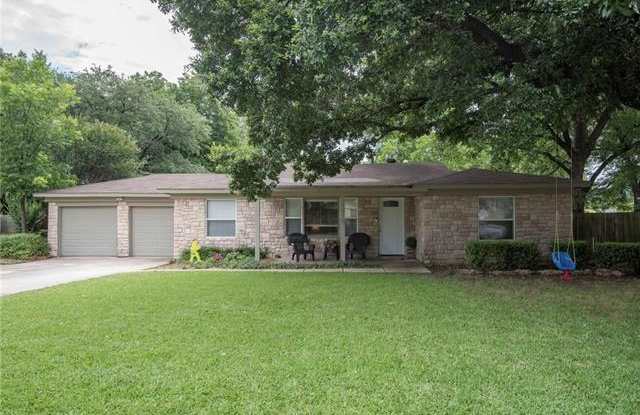 1115 Warden Street - 1115 Warden Street, Benbrook, TX 76126