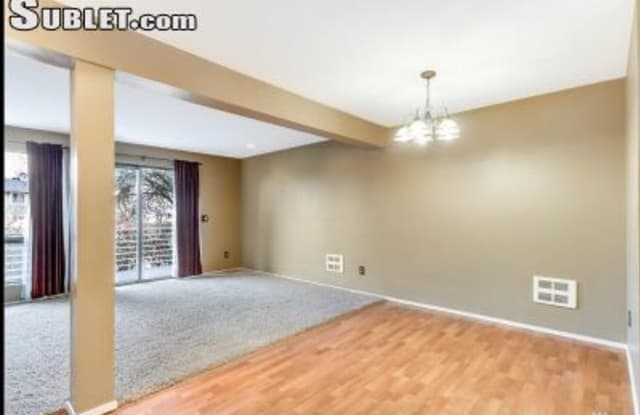 12509 12509 Se 30th - 12509 Southeast 30th Street, Bellevue, WA 98005