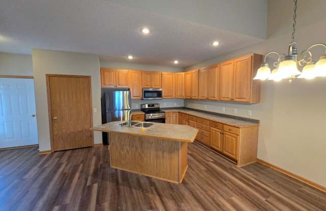 Remodeled Monticello MN Townhouse photos photos