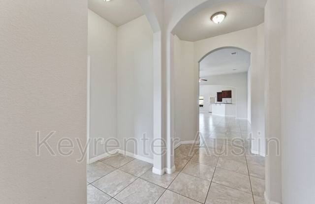 13401 Larrys Lane Gallery 2