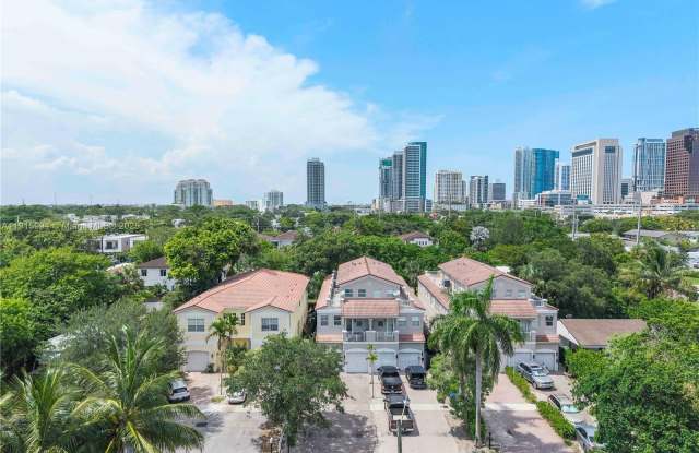 217 SW 11th St - 217 Southwest 11th Street, Fort Lauderdale, FL 33315