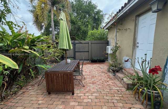 620 Wren Ave photos photos