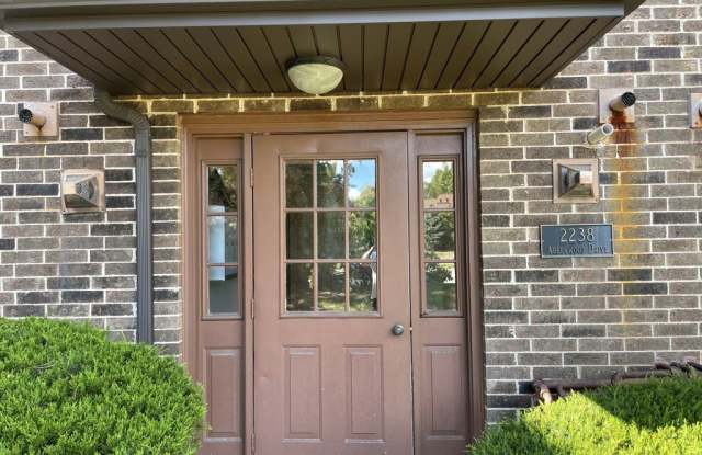 2220 Abbeywood Drive unit: B photos photos