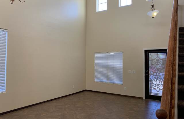3255 E JOSEPH Way Gallery 4