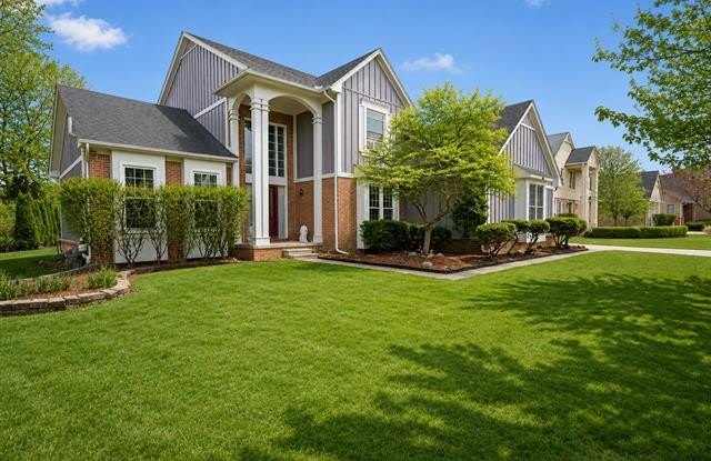 7359 WATER OAKS Gallery 2