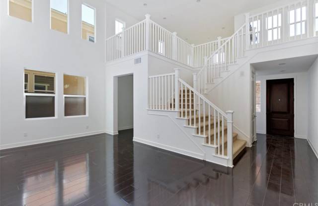 2837 Alamitos Road Gallery 4