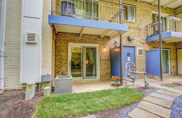 11408 Cherry Hill Road - 103 photos photos