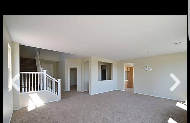 43246 Jennifer Lane Gallery 2