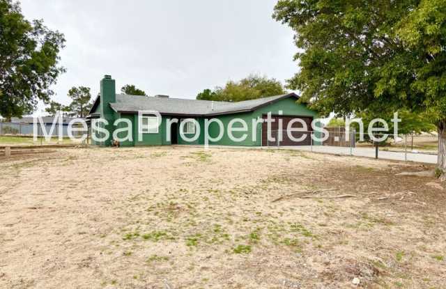 16609 Winona St Gallery 1
