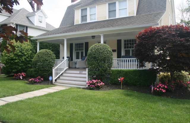 207 Washington Avenue - 207 Washington Avenue, Spring Lake, NJ 07762