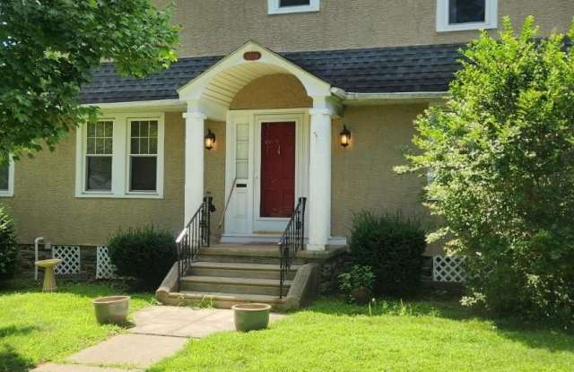 2114 KENMORE Avenue photos photos 2114 KENMORE Avenue photos photos