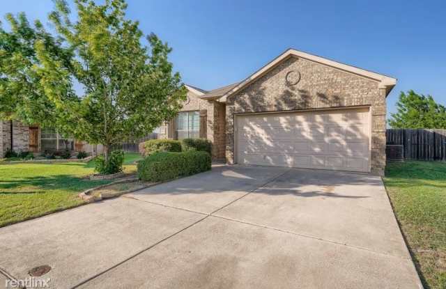 604 Irish Glen Ct UNIT - 604 Irish Glen Court, Fort Worth, TX 76052