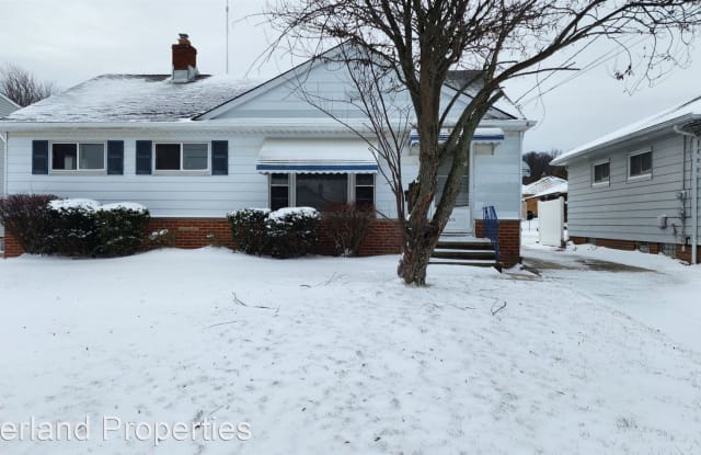 3015 Winthrop Dr - 3015 Winthrop Drive, Parma, OH 44134