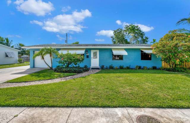 709 Gumtree Road - 709 Gumtree Road, North Palm Beach, FL 33408