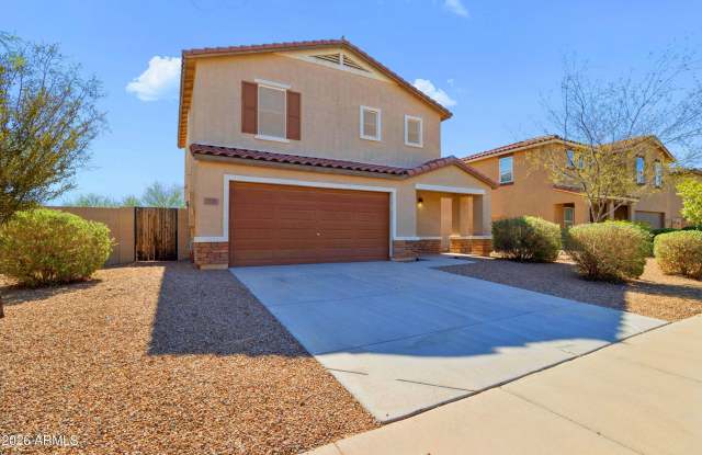 1748 N LOGAN Lane Gallery 2