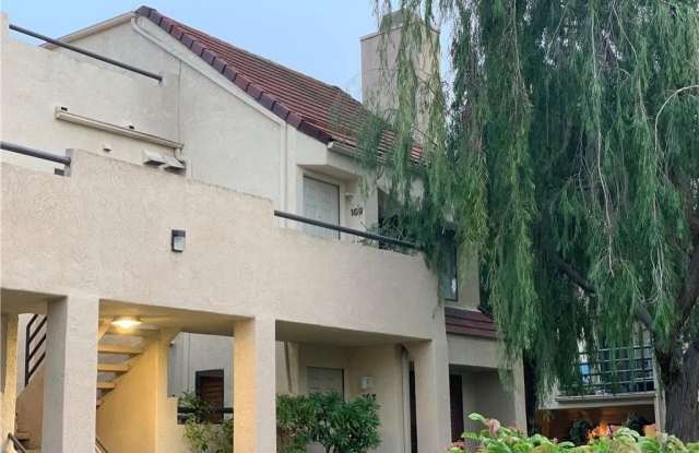 109 Pearl photos photos