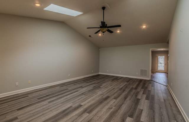 20 Enclave Gallery 4