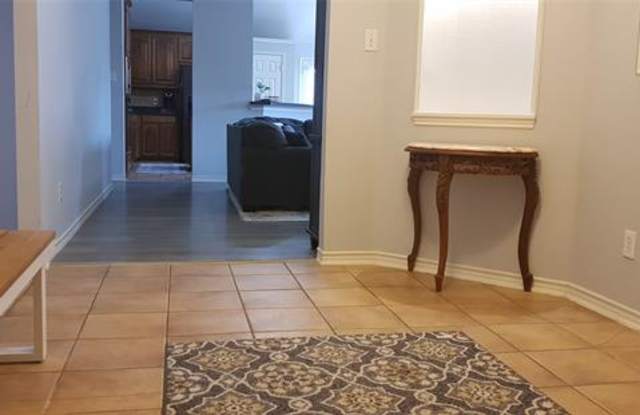 15525 Western Trail Gallery 2