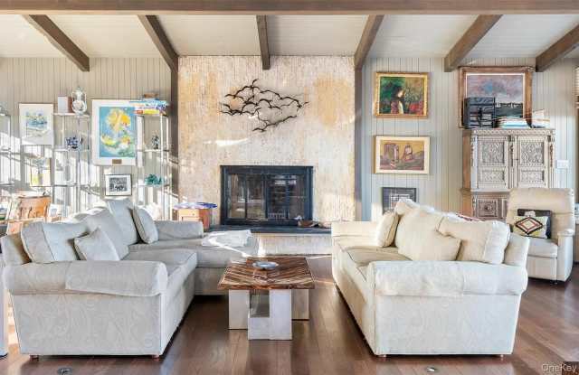 154 W Lake Drive Gallery 4