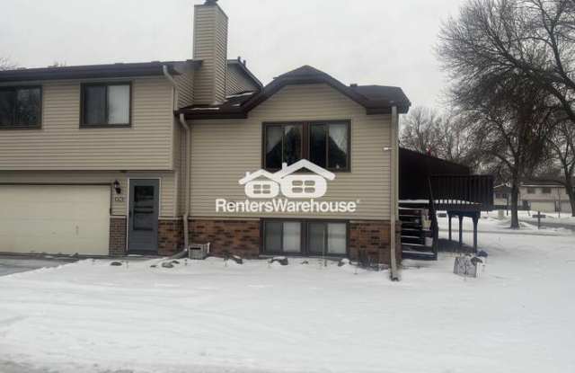 8792 North Maplebrook Circle - 8792 North Maplebrook Circle, Brooklyn Park, MN 55445