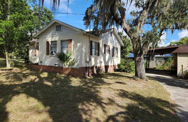 1714 Gillis Street - 1714 Gillis Street, Palatka, FL 32177