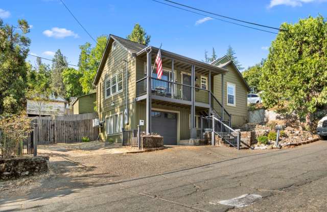 Remodeled 2 Bedroom Home Near Historic Downtown Placerville Gallery 3