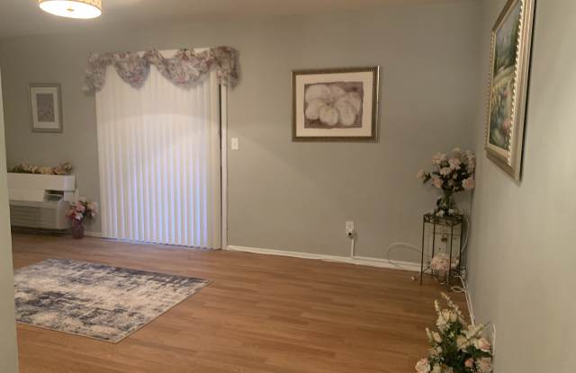 20 Delar Pkwy photos photos