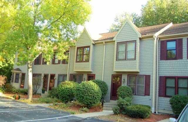 290 Bartemus Trail - 290 Bartemus Trail, Nashua, NH 03063