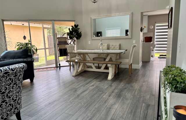 1533 Garden Rd photos photos