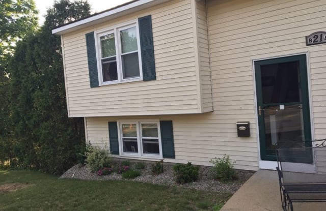 21 Webster St. B - 21 Webster St, Suncook, NH 03275