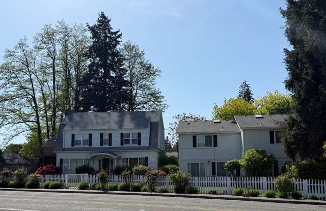 620-636 Browning Ave S Gallery 1