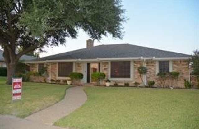 2713 N Spring Drive - 2713 N Spring Dr, Richardson, TX 75082