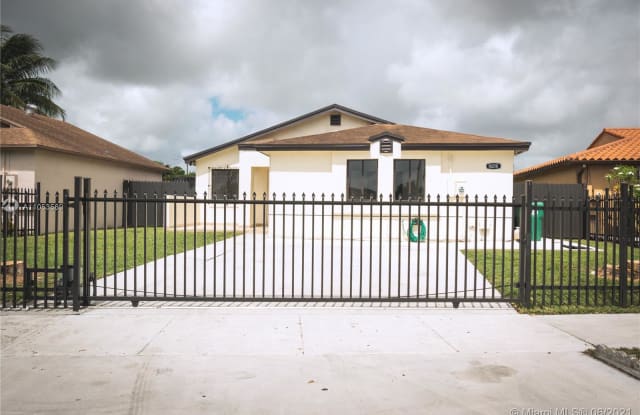 18218 SW 114th Ct - 18218 SW 114th Ct, South Miami Heights, FL 33157