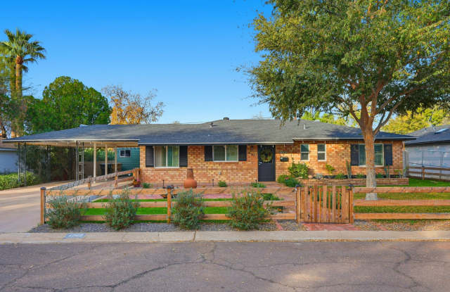 4702 North 30th Place photos photos 4702 North 30th Place photos photos