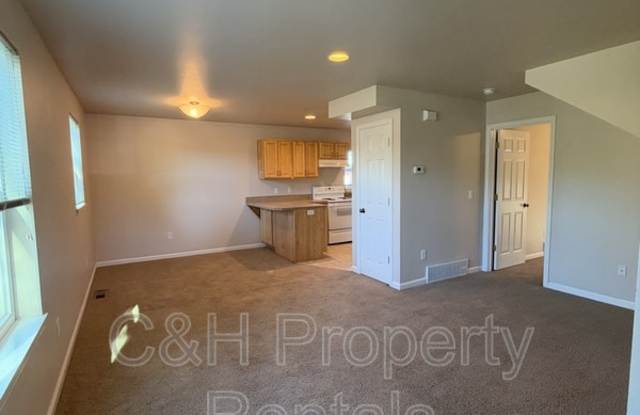815 South 29th Street - 1 Gallery 4
