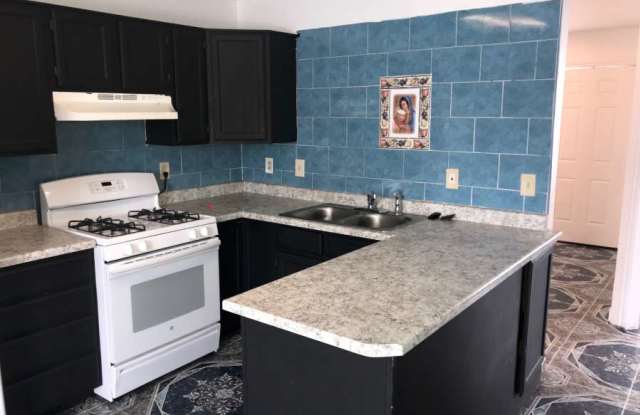 402 S 780 W Gallery 3