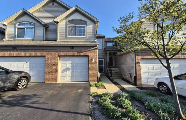 1015 Woodview Court photos photos