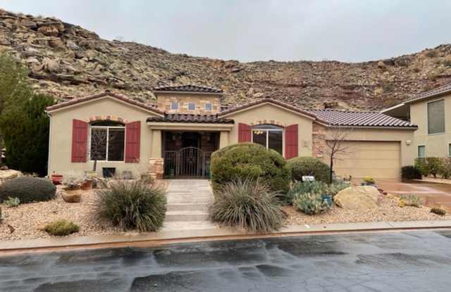 Beautiful Home In A Quiet Gated Community! photos photos
