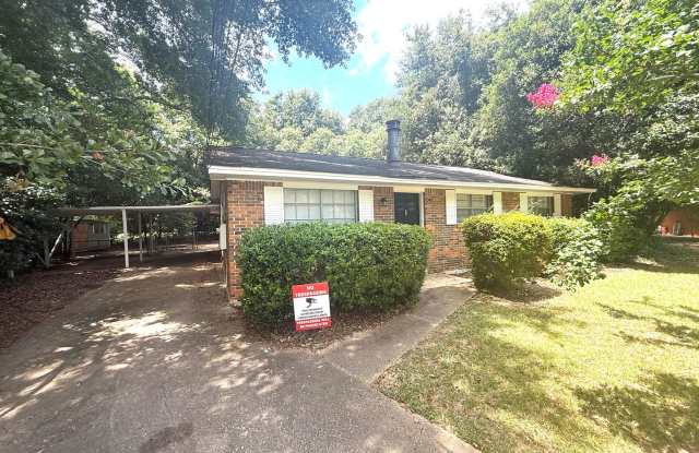 **3 Bed 2 Bath located off Wares Ferry Road** Call our self showing number to schedule a tour 334-366-9198 photos photos